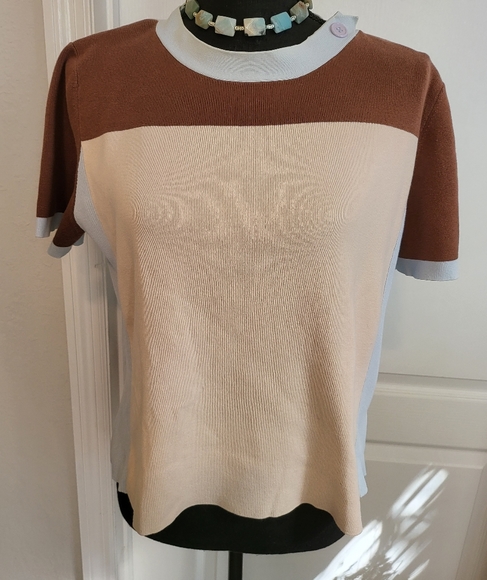 VINTAGE 90s/Y2K STYLE TOP SIZE XL BUT REALLY LOOKS LIKE A MEDIUM - Picture 2 of 5